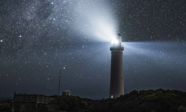 O farol em um mar sem navios